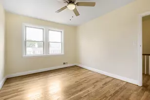 220 N Edgewood St, Baltimore, MD 21229 - Photo 10