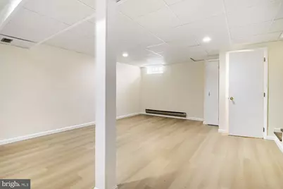 220 N Edgewood Street, Baltimore, MD 21229 - Photo 18
