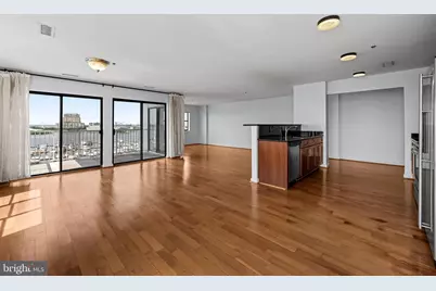 2702 Lighthouse Point East E #738, Baltimore, MD 21224 - Photo 10