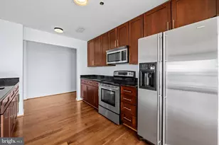 2702 Lighthouse Point East E, Baltimore, MD 21224 - Photo 8