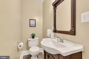 34 N Linwood Ave, Baltimore, MD 21224 - Photo 10
