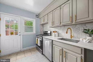 3906 Yolando Rd, Baltimore, MD 21218 - Photo 14