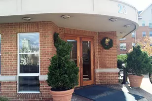 23 Pierside Dr, Baltimore, MD 21230 - Photo 2