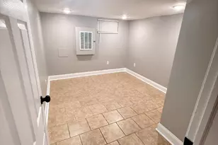 519 N Port St, Baltimore, MD 21205 - Photo 16
