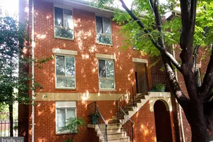 10 Lee Street W, Baltimore, MD 21201 - Photo 1