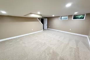6101 Edlynne Rd, Baltimore, MD 21239 - Photo 12