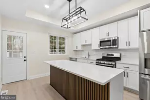 2416 E Hoffman St, Baltimore, MD 21213 - Photo 4