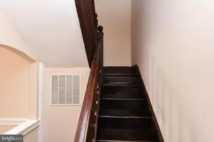 2035 Madison Ave, Baltimore, MD 21217 - Photo 14