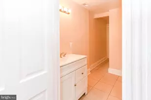 2035 Madison Ave, Baltimore, MD 21217 - Photo 22