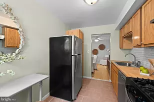 317 Homeland Southway, Baltimore, MD 21212 - Photo 14