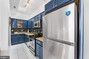 10 W Madison St, Baltimore, MD 21201 - Photo 6