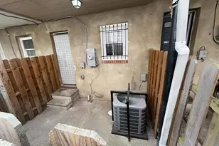 556 Gold St, Baltimore, MD 21217 - Photo 2