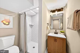 2722 N Rosedale St, Baltimore, MD 21216 - Photo 20