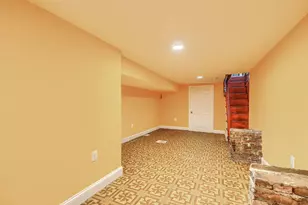 611 E 36th St, Baltimore, MD 21218 - Photo 36