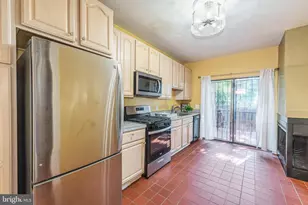 109 Scott St, Baltimore, MD 21201 - Photo 8