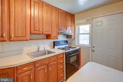 4413 Parkton St, Baltimore, MD 21229 - Photo 6