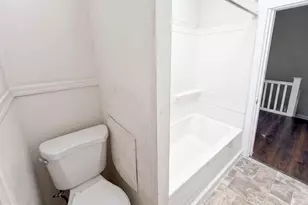 411 N Edgewood St, Baltimore, MD 21229 - Photo 18