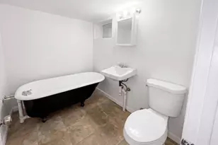 411 N Edgewood St, Baltimore, MD 21229 - Photo 26