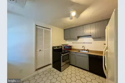 678 Melvin Drive, Baltimore, MD 21230 - Photo 4