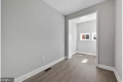 665 Dumbarton Avenue, Baltimore, MD 21218 - Photo 12
