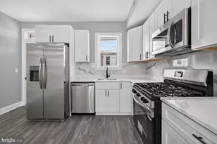 2605 E Hoffman St, Baltimore, MD 21213 - Photo 10