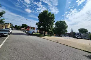 1810 N Ellamont St, Baltimore, MD 21216 - Photo 4