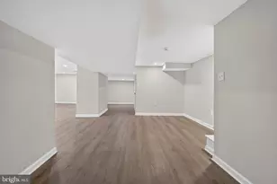 214 S Augusta Ave, Baltimore, MD 21229 - Photo 60