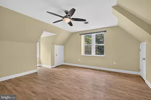 214 S Augusta Ave, Baltimore, MD 21229 - Photo 50