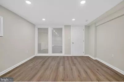 214 S Augusta Avenue, Baltimore, MD 21229 - Photo 64