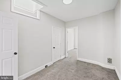 318 Robinson Street N, Baltimore, MD 21224 - Photo 20
