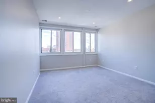 123 W Barre St, Baltimore, MD 21201 - Photo 8