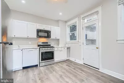 240 N Monastery Avenue, Baltimore, MD 21229 - Photo 16