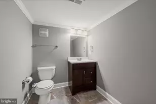 219 S Robinson St, Baltimore, MD 21224 - Photo 32
