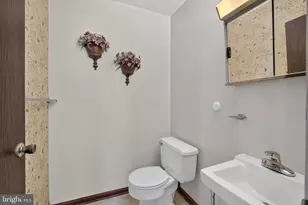 1201 Argyle Ave, Baltimore, MD 21217 - Photo 18