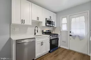 5561 Kennison Ave, Baltimore, MD 21215 - Photo 8