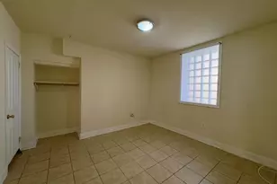 2401 Brookfield Ave, Baltimore, MD 21217 - Photo 10