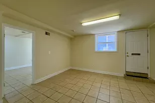 2401 Brookfield Ave, Baltimore, MD 21217 - Photo 14