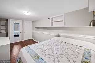 808 S Linwood Ave, Baltimore, MD 21224 - Photo 14