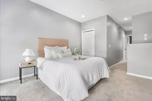 922 N Caroline St, Baltimore, MD 21205 - Photo 12