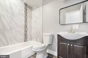 922 N Caroline St, Baltimore, MD 21205 - Photo 18