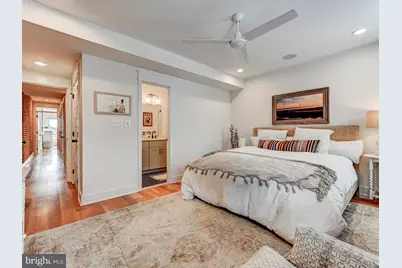 2021 E Lombard Street, Baltimore, MD 21231 - Photo 24