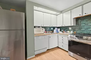 6317 Park Heights Ave, Baltimore, MD 21215 - Photo 12
