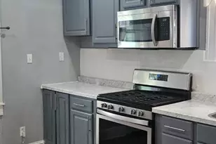 806 N Bentalou St, Baltimore, MD 21216 - Photo 10