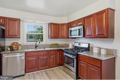 6410 Fair Oaks Avenue, Baltimore, MD 21214 - Photo 16