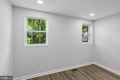 2615 Monument St, Baltimore, MD 21205 - Photo 10