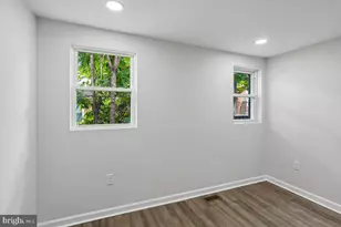 2615 Monument St, Baltimore, MD 21205 - Photo 10