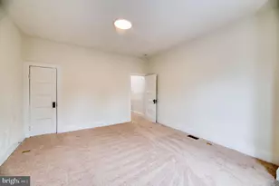 517 E 38th St, Baltimore, MD 21218 - Photo 12