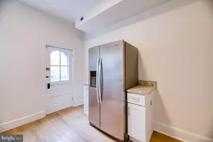 517 E 38th St, Baltimore, MD 21218 - Photo 4
