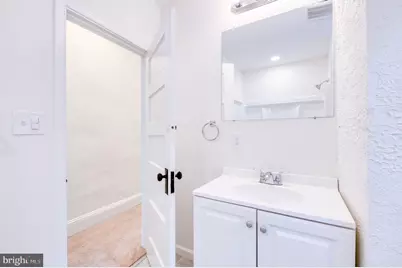 517 E 38th Street, Baltimore, MD 21218 - Photo 14