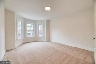 517 E 38th St, Baltimore, MD 21218 - Photo 10